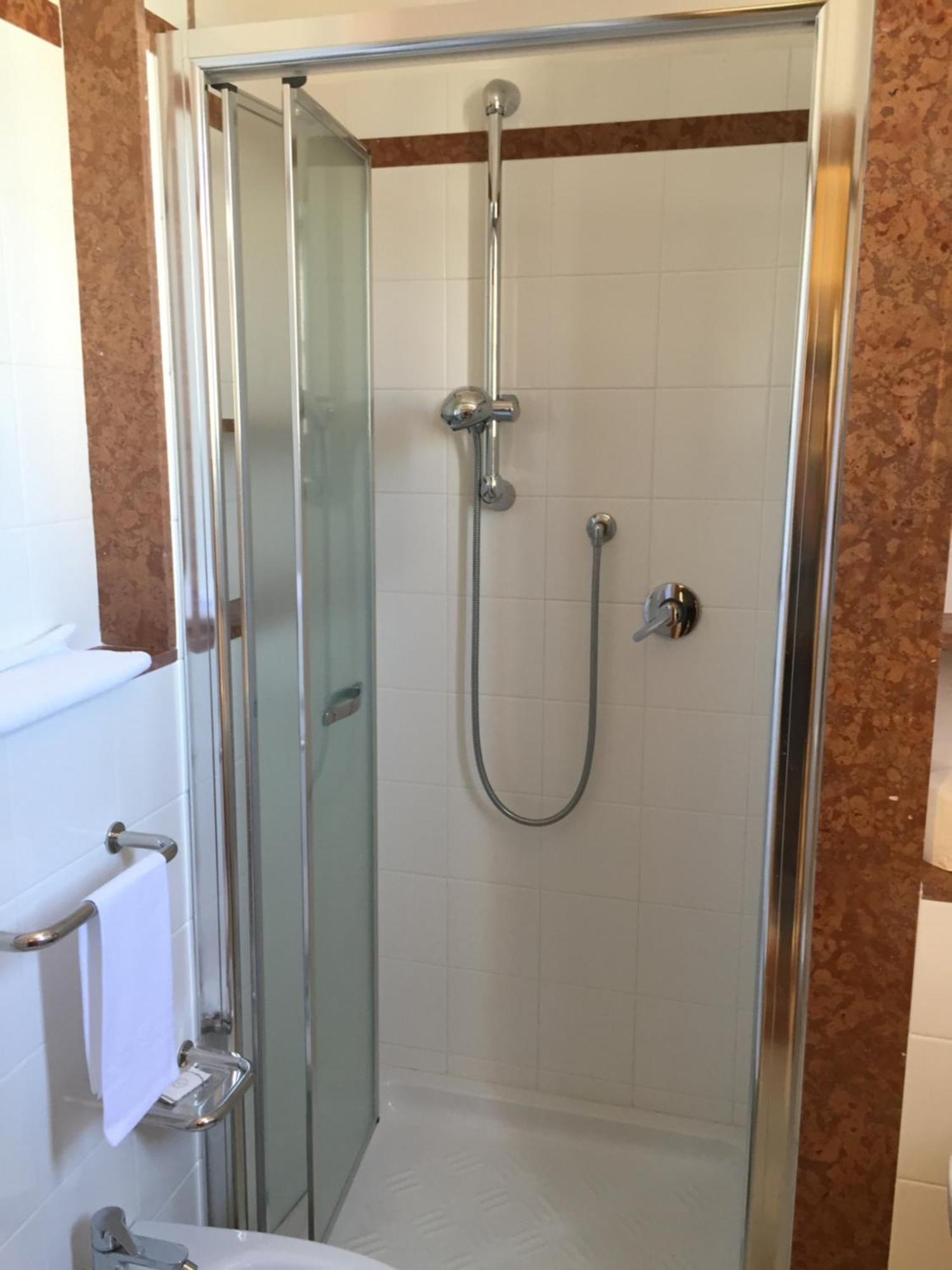 Hotel Fiorella Senigallia Pokoj fotografie