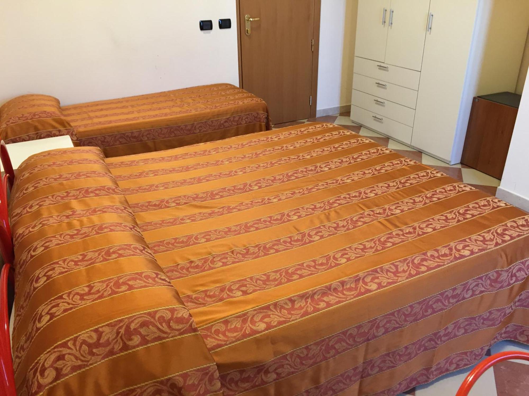 Hotel Fiorella Senigallia Pokoj fotografie