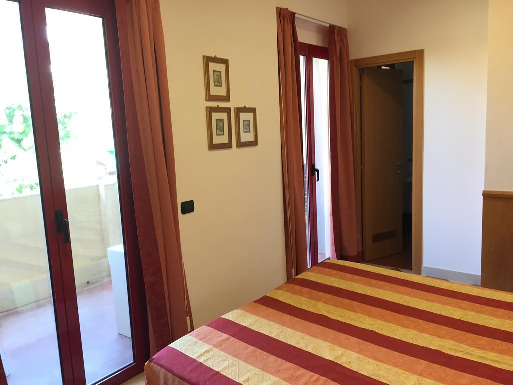 Hotel Fiorella Senigallia Pokoj fotografie